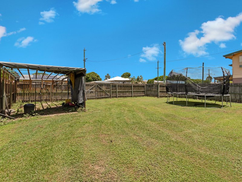 Photo - 1+2/19A Agnes Street, Bundaberg North QLD 4670 - Image 11