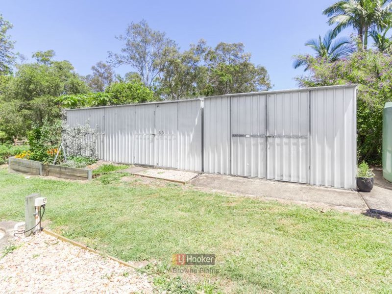 Photo - 122-124 Merluna Road, Park Ridge South QLD 4125 - Image 12