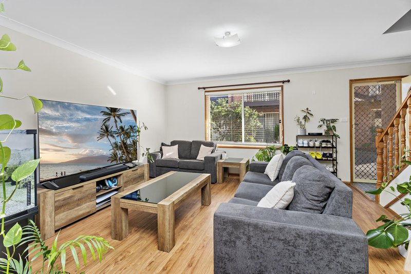 Photo - 1/22-24 Bateman Avenue, , Albion Park Rail NSW 2527 - Image 3