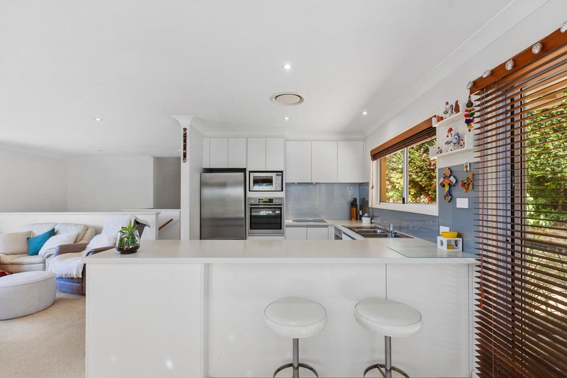 Photo - 12/2-4 Chapman Crescent, Avoca Beach NSW 2251 - Image 5