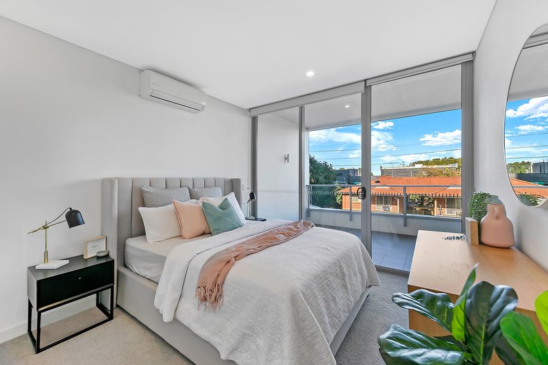 Photo - 12/2-8 James Street, Carlingford NSW 2118 - Image 7