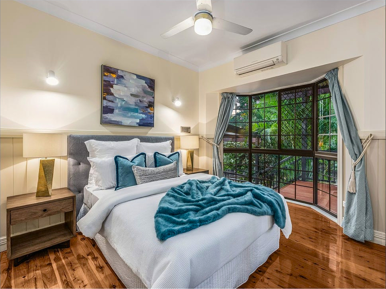 7-bedroom house at 122 Arrabri Avenue, Mount Ommaney, QLD 4074, Brisbane, Queensland