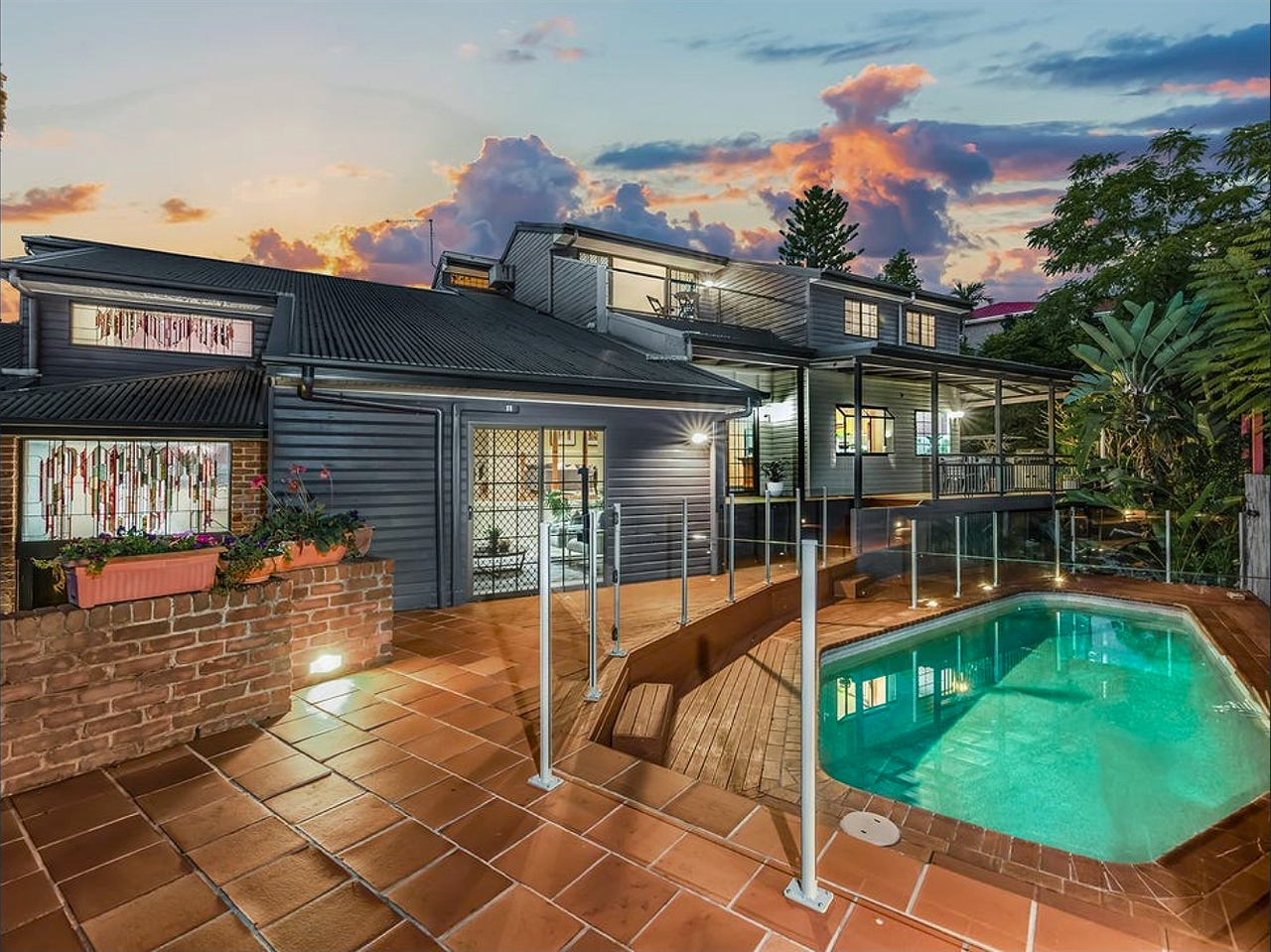 7-bedroom house at 122 Arrabri Avenue, Mount Ommaney, QLD 4074, Brisbane, Queensland