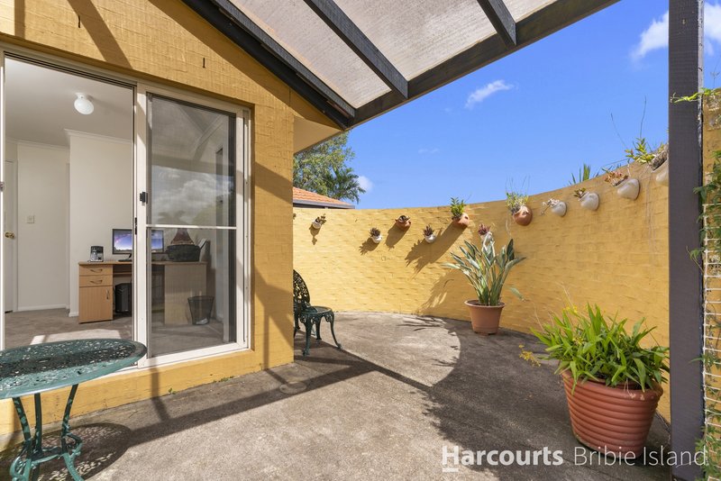 Photo - 122 Avon Avenue, Banksia Beach QLD 4507 - Image 5