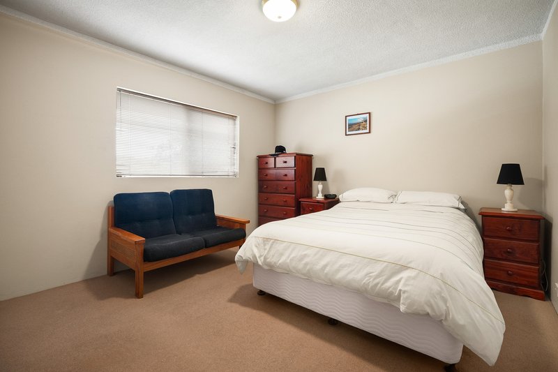 Photo - 1/22 Balowrie Street, Hamilton QLD 4007 - Image 5