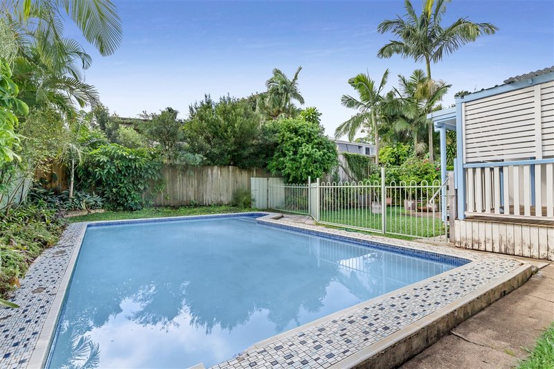 Photo - 122 Bapaume Road, Holland Park West QLD 4121 - Image 11