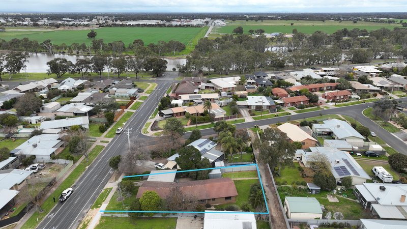 Photo - 122 Bennett Road, Horsham VIC 3400 - Image 2