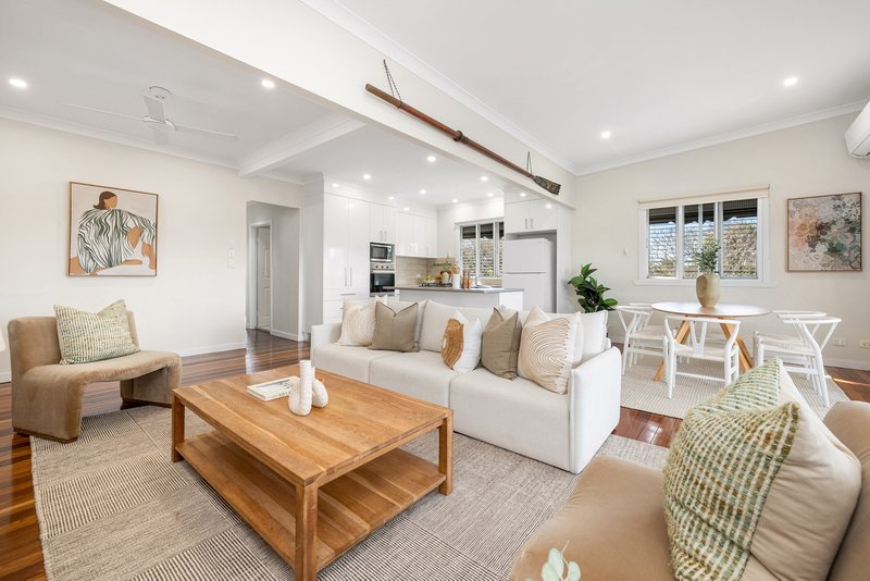 Photo - 122 Beverley Street, Morningside QLD 4170 - Image 6