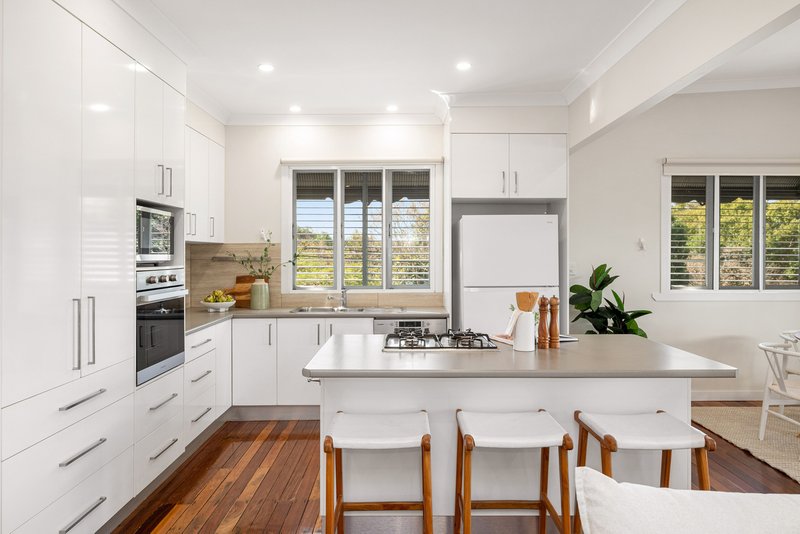 Photo - 122 Beverley Street, Morningside QLD 4170 - Image 7