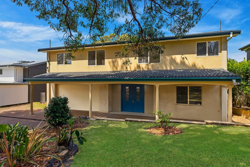 Photo - 122 Blue Bell Drive, Wamberal NSW 2260 - Image 3