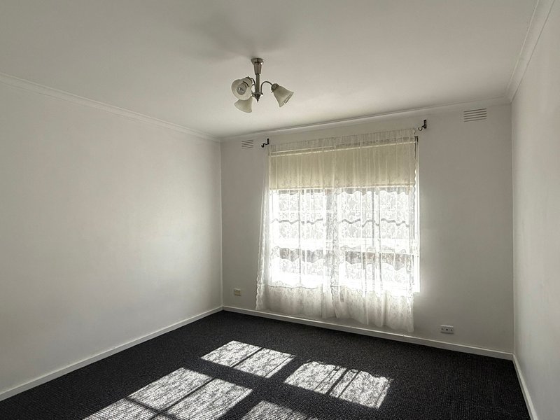 Photo - 1/22 Bowmore Road, Noble Park VIC 3174 - Image 5