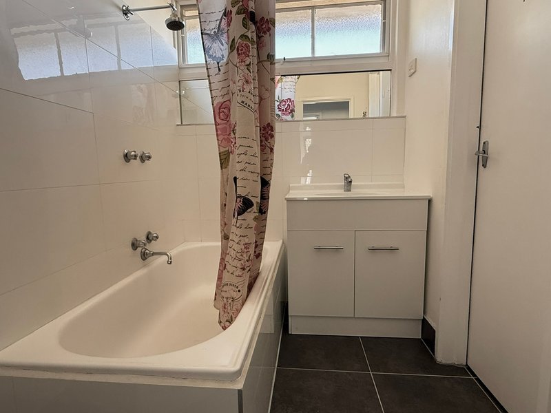 Photo - 1/22 Bowmore Road, Noble Park VIC 3174 - Image 6
