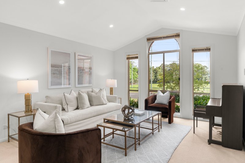 Photo - 122 Cecil Avenue, Castle Hill NSW 2154 - Image 3
