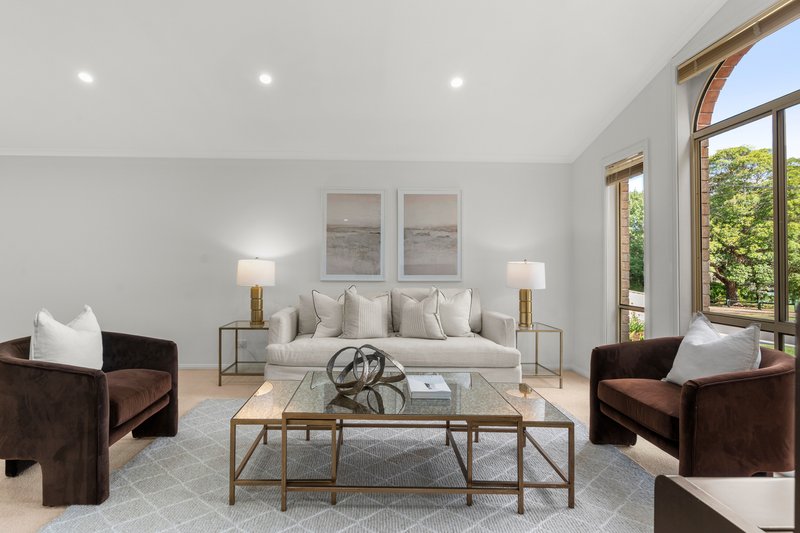 Photo - 122 Cecil Avenue, Castle Hill NSW 2154 - Image 4