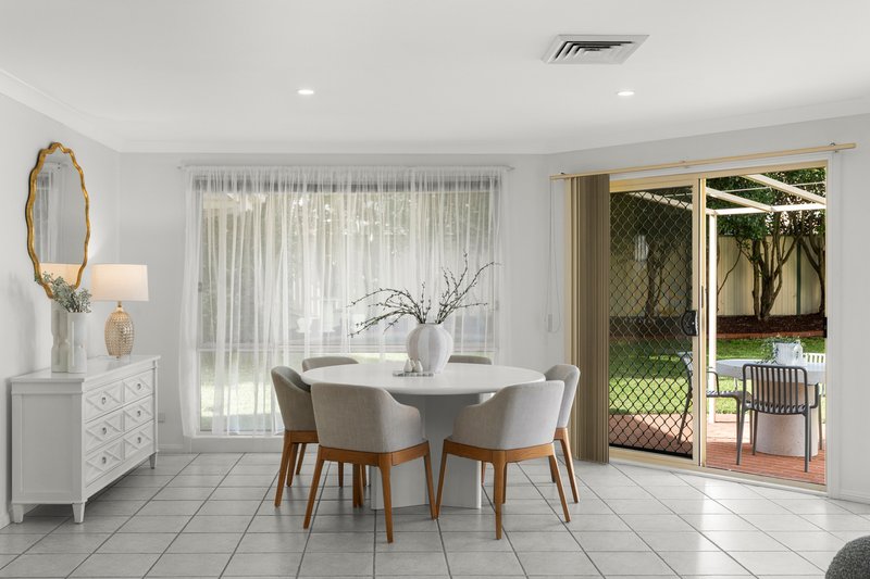 Photo - 122 Cecil Avenue, Castle Hill NSW 2154 - Image 8