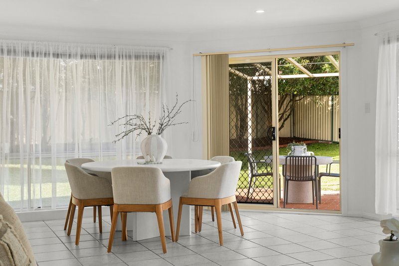 Photo - 122 Cecil Avenue, Castle Hill NSW 2154 - Image 14