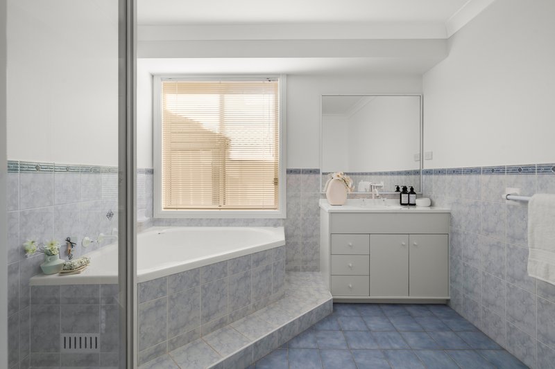 Photo - 122 Cecil Avenue, Castle Hill NSW 2154 - Image 17
