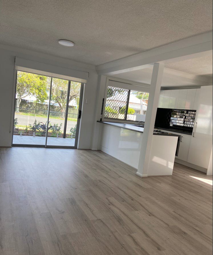 Photo - 1/22 Charlotte Street, Wynnum QLD 4178 - Image 2