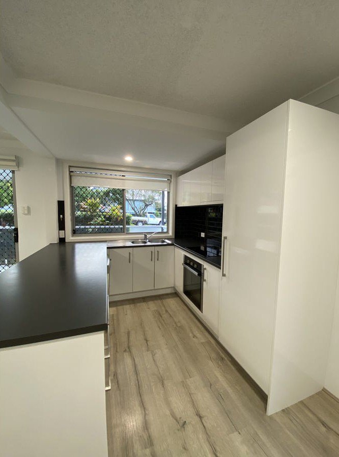 Photo - 1/22 Charlotte Street, Wynnum QLD 4178 - Image 3