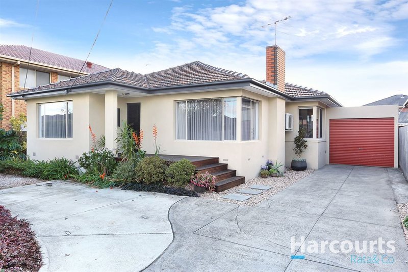 Photo - 122 Curtin Avenue, Lalor VIC 3075 - Image 2