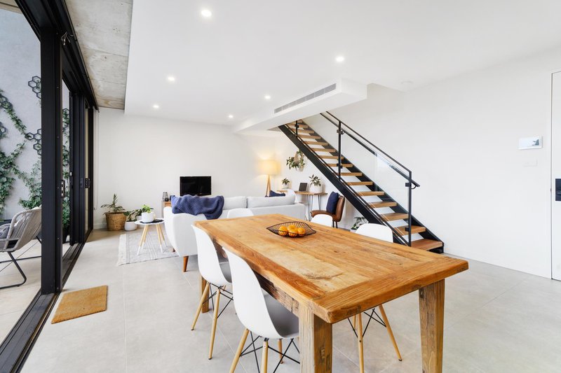 Photo - 12/2 David Street, Turner ACT 2612 - Image 1