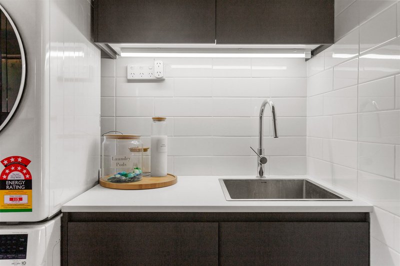 Photo - 1/22 Elwin Street, Peakhurst NSW 2210 - Image 8