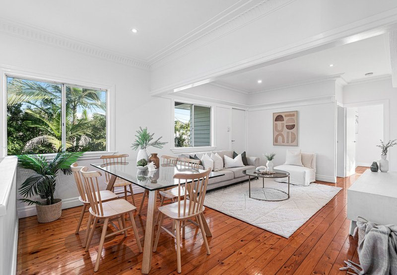 Photo - 122 Erica Street, Cannon Hill QLD 4170 - Image 3