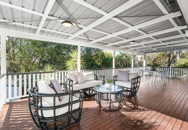 Photo - 122 Erica Street, Cannon Hill QLD 4170 - Image 6