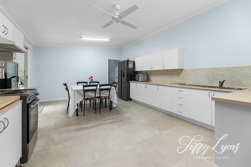 Photo - 122 Franks Road, Blackbutt QLD 4314 - Image 12