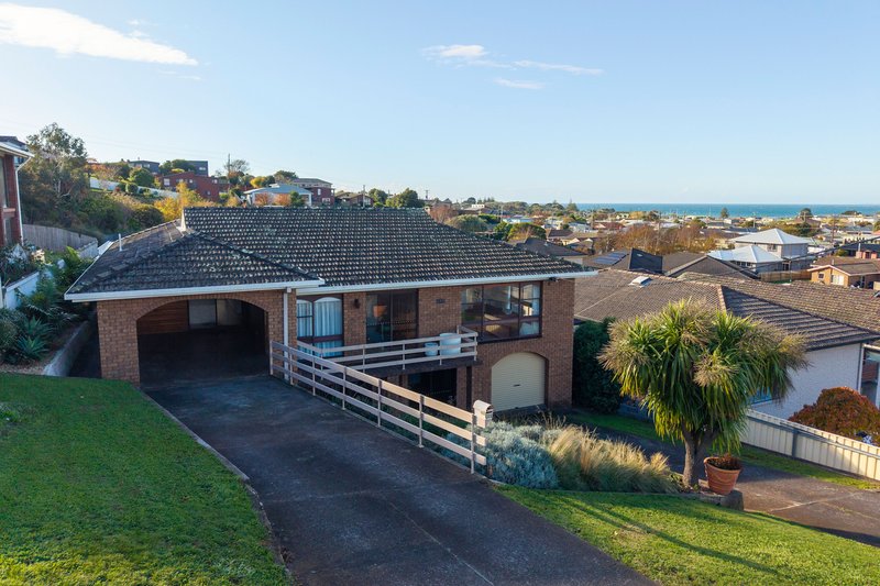 Photo - 122 George Street, Devonport TAS 7310 - Image 1