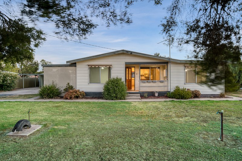 Photo - 122 Hawdon Court, Howlong NSW 2643 - Image 13