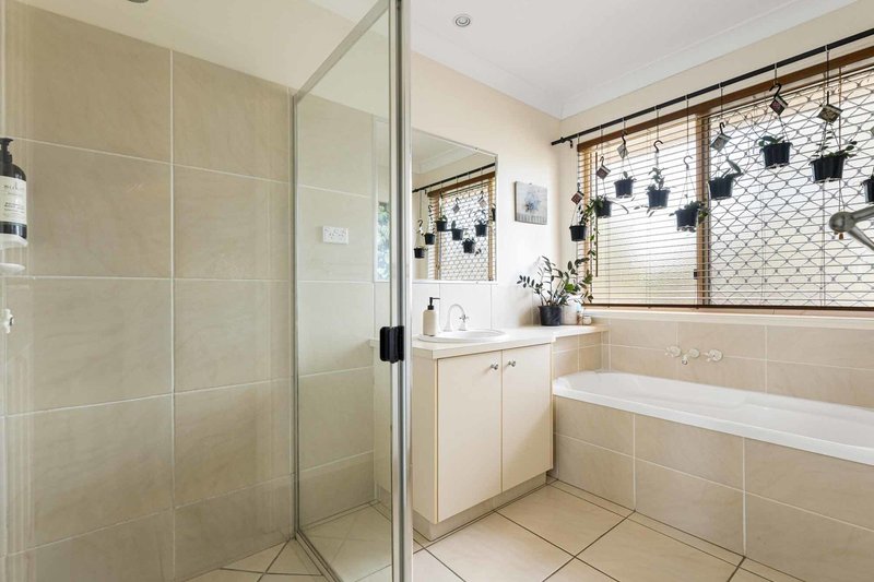 Photo - 122 Helendale Drive, Helidon Spa QLD 4344 - Image 20