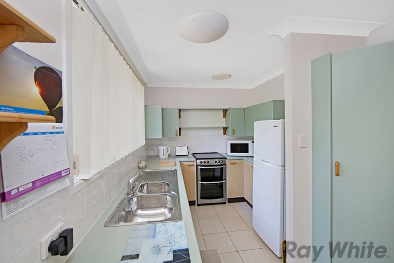 Photo - 1/22 Holmes Avenue, Toukley NSW 2263 - Image 3