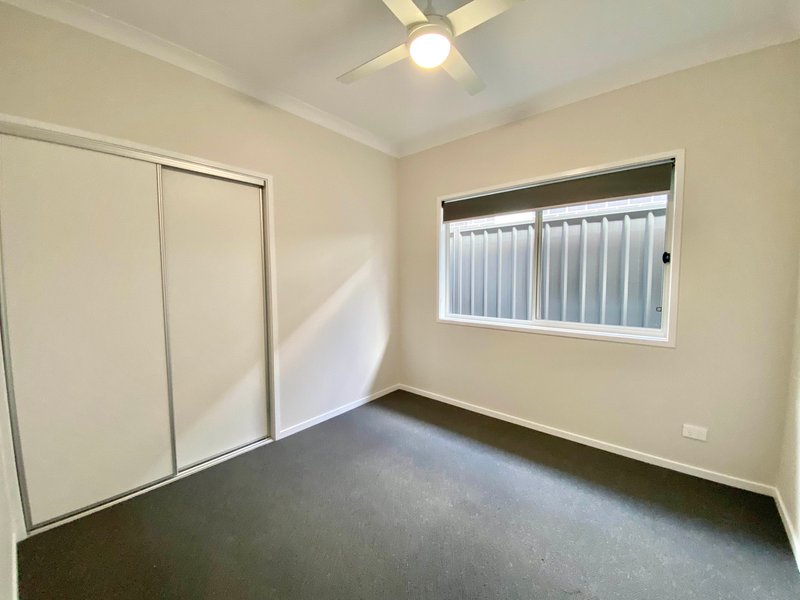 Photo - 1/22 Integrity Street, Cameron Park NSW 2285 - Image 11