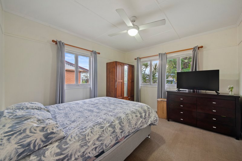 Photo - 122 Lascelles Street, Brighton QLD 4017 - Image 7