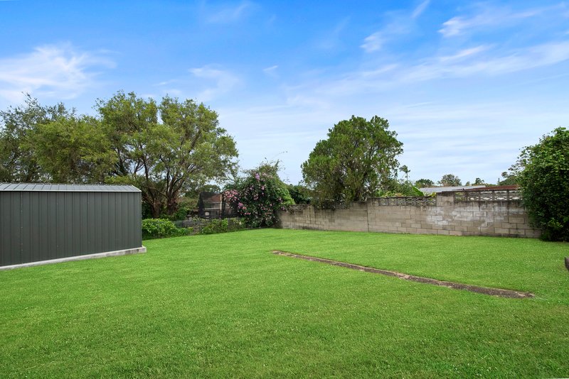 Photo - 122 Lascelles Street, Brighton QLD 4017 - Image 13