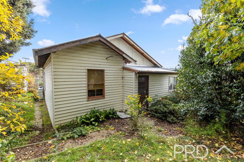 Photo - 122 Mayday Road, Batlow NSW 2730 - Image 6