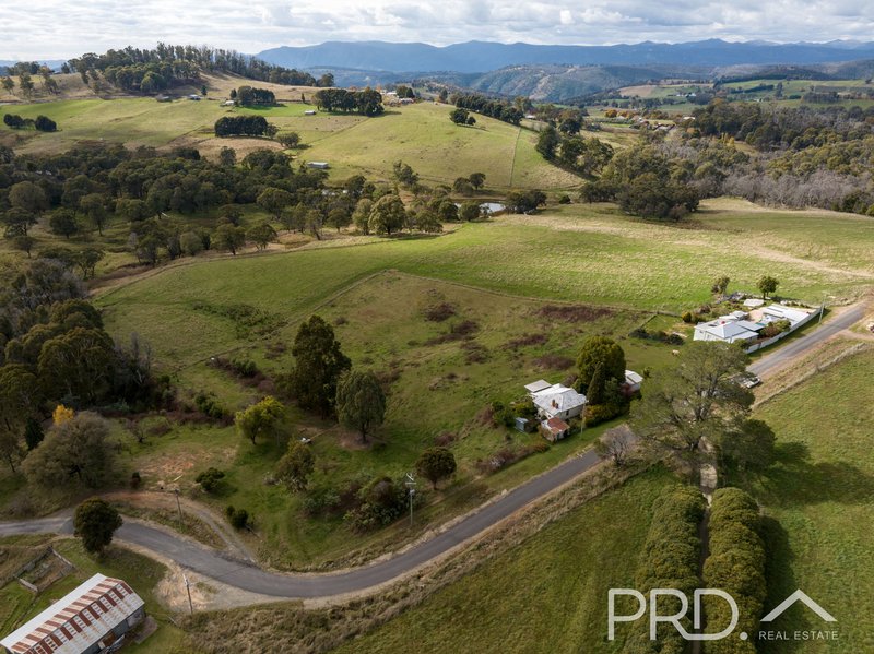 Photo - 122 Mayday Road, Batlow NSW 2730 - Image 16