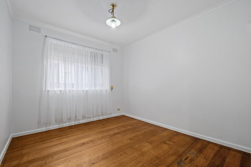 Photo - 122 Messmate Street, Lalor VIC 3075 - Image 14