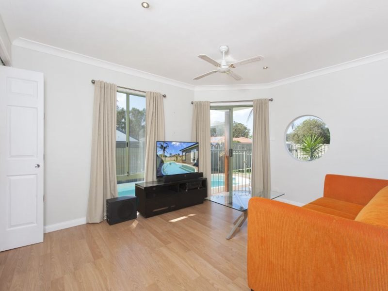 Photo - 122 Morna Point Rd , Anna Bay NSW 2316 - Image 7