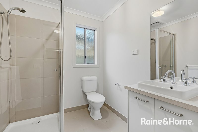 Photo - 122 Nelson Street, Cranbourne East VIC 3977 - Image 15