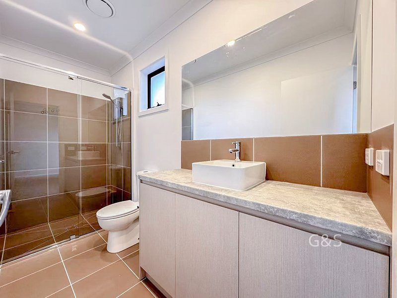 Photo - 1/22 Neville Street, Box Hill South VIC 3128 - Image 19