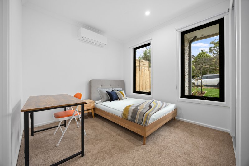 Photo - 1/22 Neville Street, Box Hill South VIC 3128 - Image 5