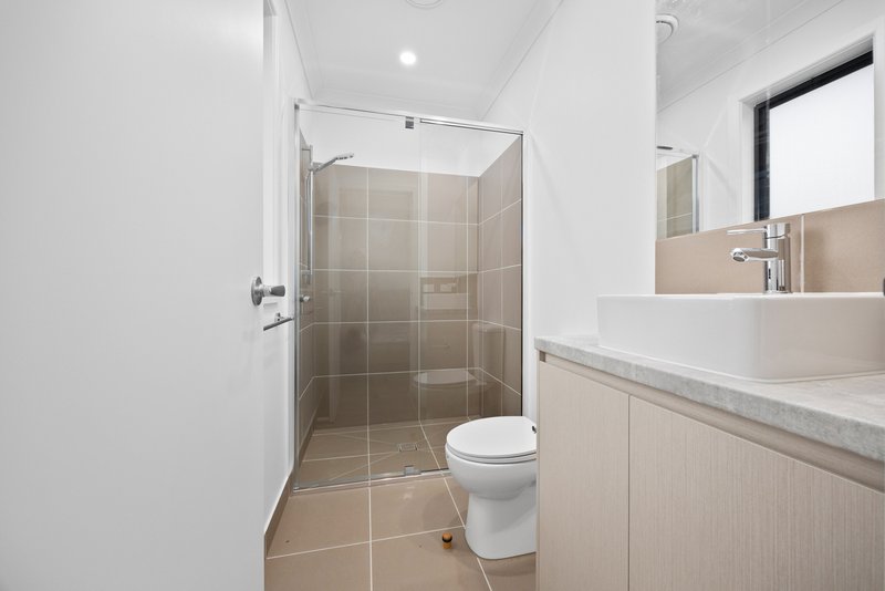 Photo - 1/22 Neville Street, Box Hill South VIC 3128 - Image 8