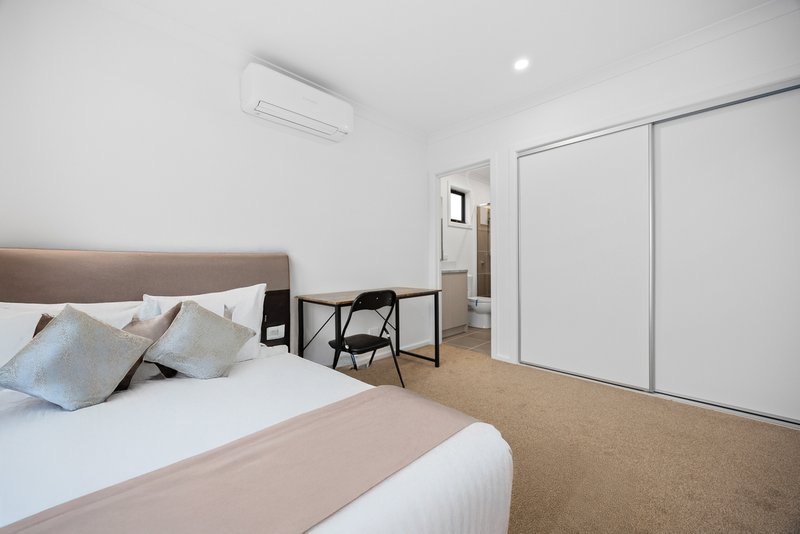 Photo - 1/22 Neville Street, Box Hill South VIC 3128 - Image 9