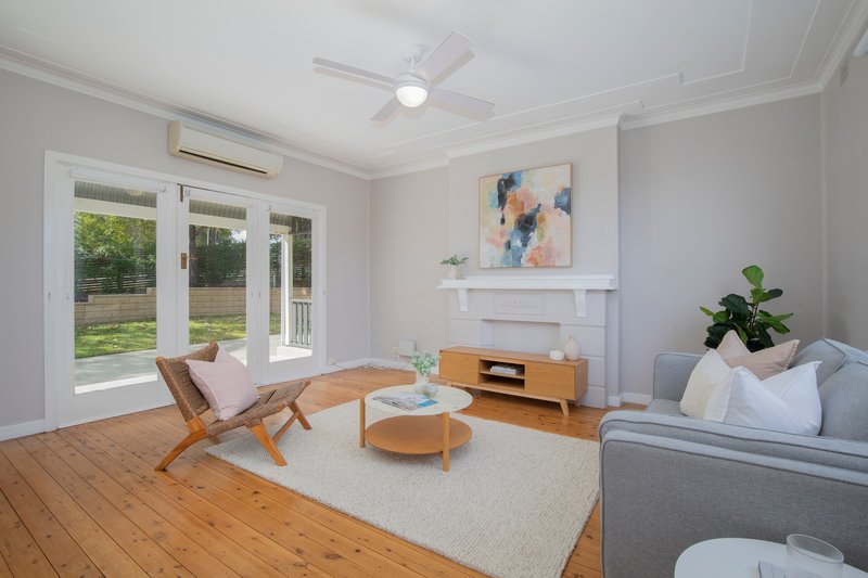 Photo - 122 Northcott Drive, Adamstown Heights NSW 2289 - Image 3