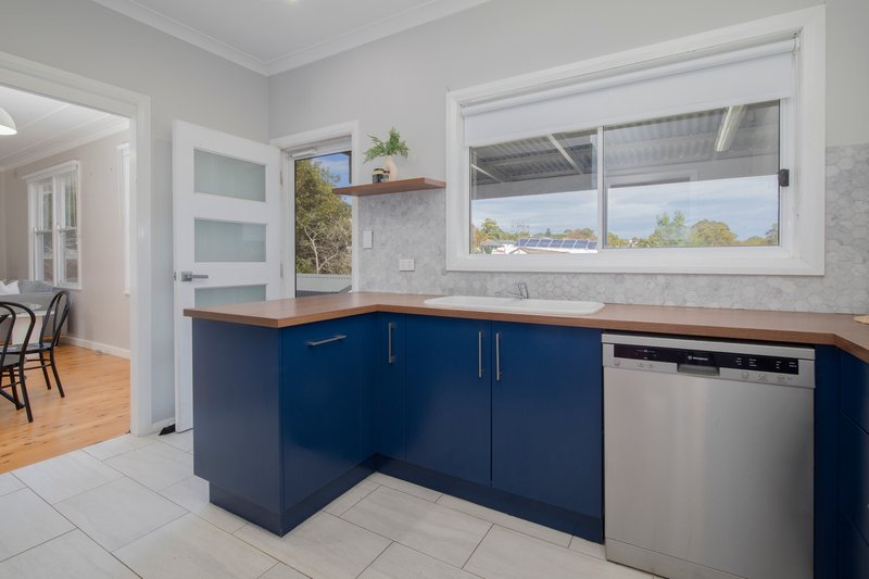 Photo - 122 Northcott Drive, Adamstown Heights NSW 2289 - Image 6