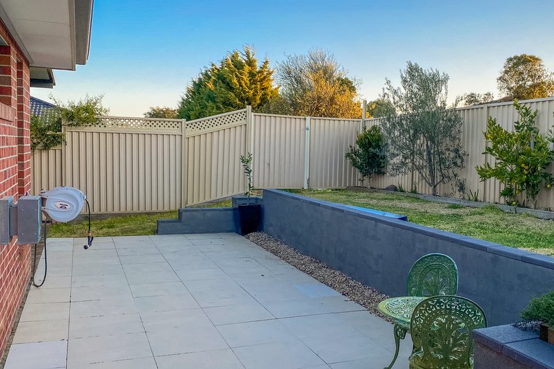 Photo - 122 Roulston Way, Wallan VIC 3756 - Image 19