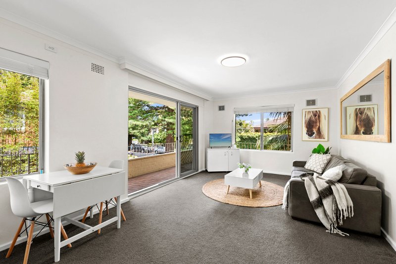 1/22 Seabeach Avenue, Mona Vale NSW 2103