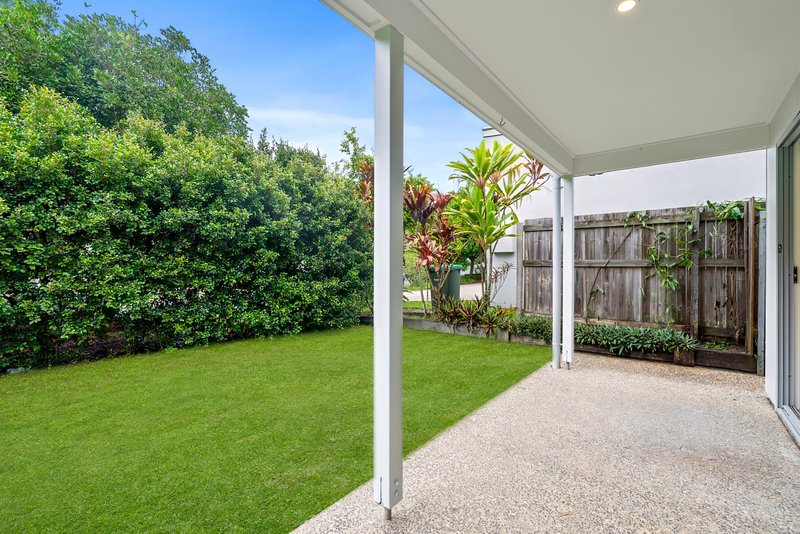 Photo - 1/22 Silver Wattle Grove, Peregian Springs QLD 4573 - Image 9